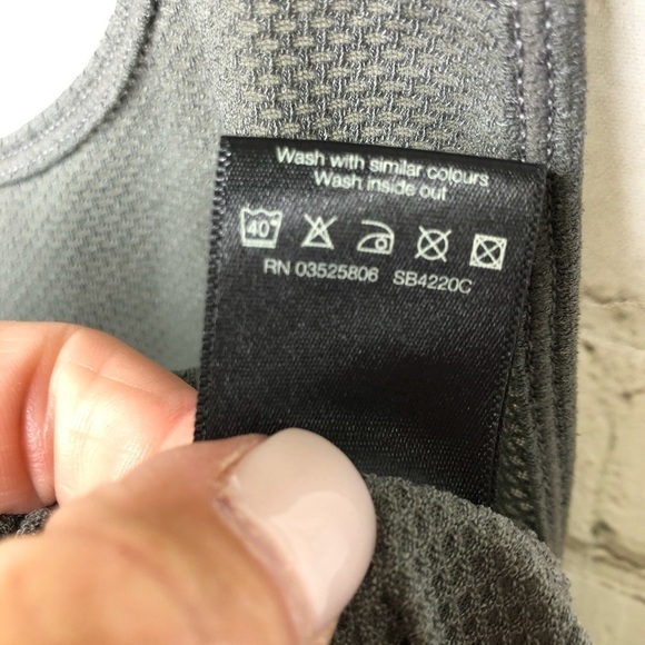 Sweaty Betty Compound Performance Racerback Tank Gray Size XS Activwear - Picture 10 of 10